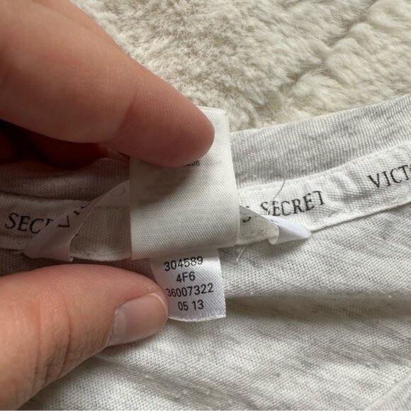 Victoria's Secret | Cream & Glitter VS Paris Angel Short Sleeve Tee | Size Small - Picture 9 of 11